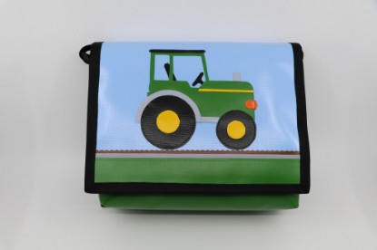 Bild von Kindergartentasche Traktor grün